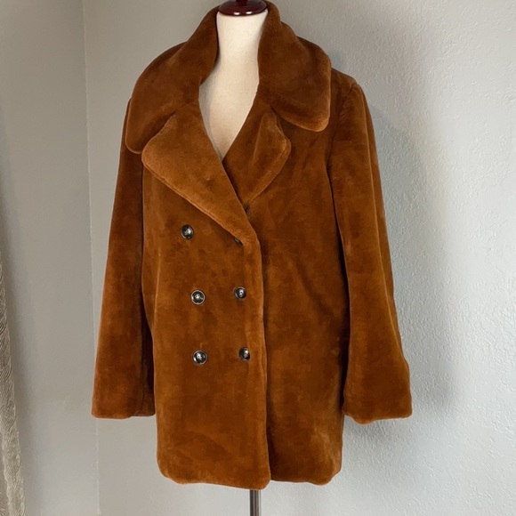 Lulu’s NWT Avante Brown Faux Fur Double Breasted Coat - Picture 2 of 13